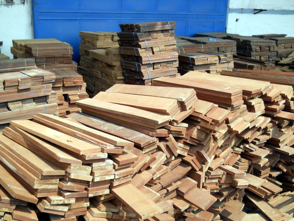 �D��wenge semi finish flooring 950x140x23mm �c(di��n)���ɷŴ�