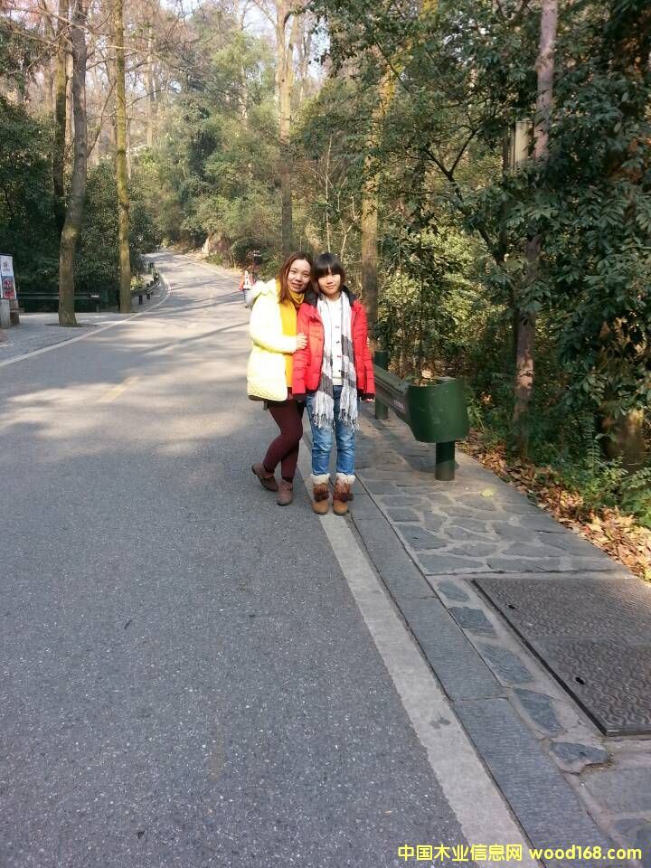 �D���읙��ɽ֮�� �c���ɷŴ�