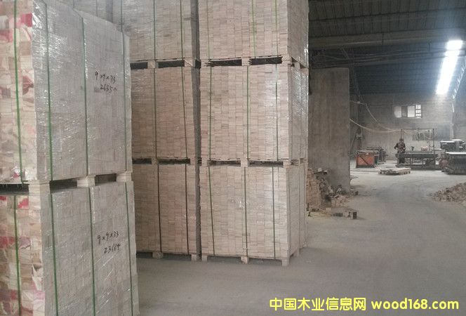 �D����˾��(n��i)���L(f��ng)ò �c(di��n)���ɷŴ�