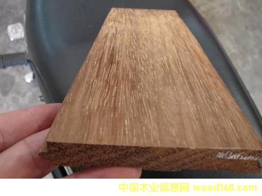 ���}��ľ��Ԕ��(x��)��B