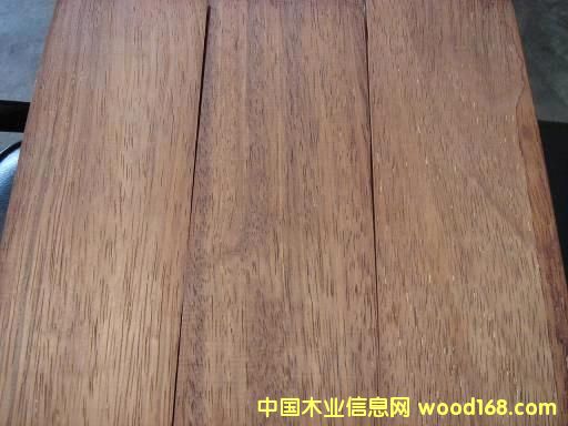 ���}��ذ弰�T���Ԕ��(x��)��B