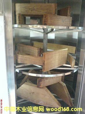 �c(di��n)���鿴�Ҿ߸���Ŵ�DƬ