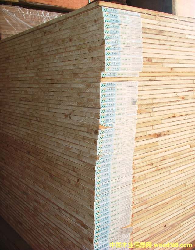 �L���z�ϰ塢��ľ����