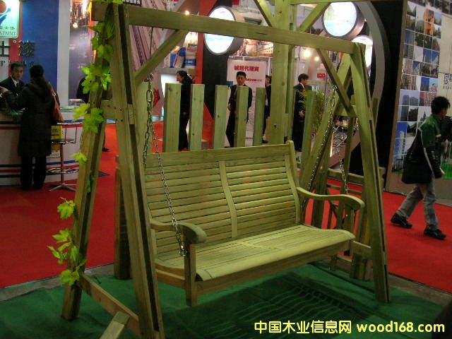 �c���鿴����ľ�Ŵ�DƬ