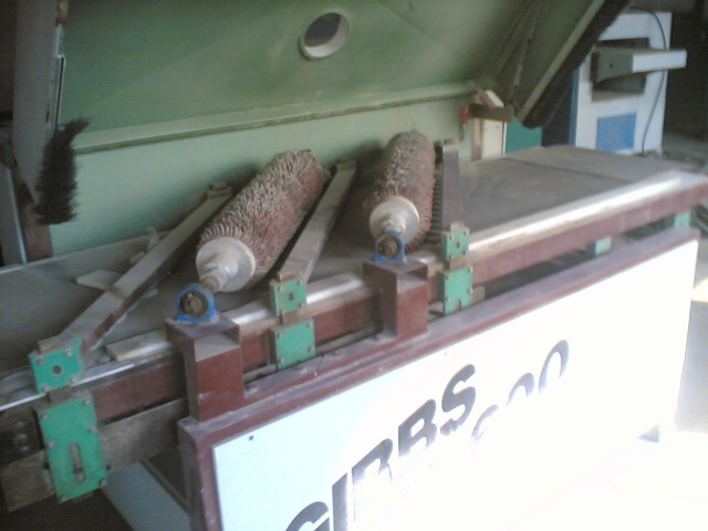 �M��ɰ��C3