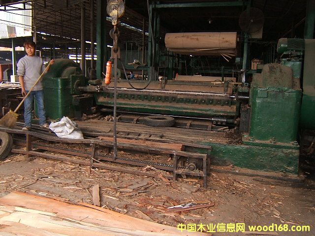 �c(di��n)���鿴�˳����ЙC(j��)�Ŵ�DƬ