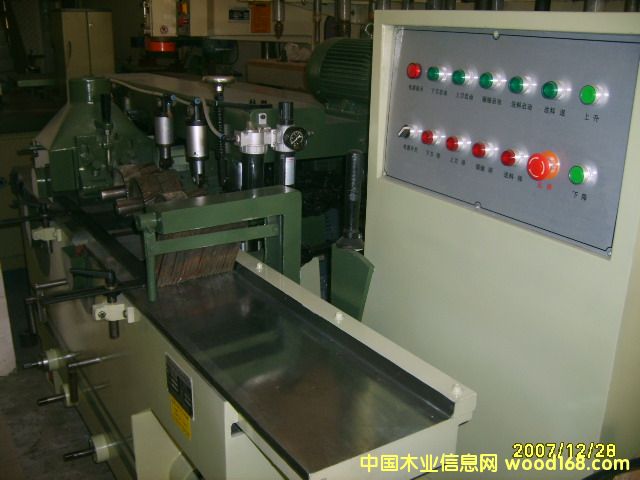 ����ML932���S(li��n)�ϙC(j��)