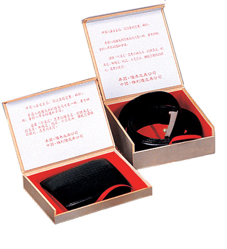 �c���鿴�У֣�ľˇ�зŴ�DƬ