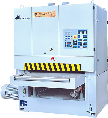 �c(di��n)���鿴BSG2210�pɰ�܌���ɰ��C(j��)�Ŵ�DƬ