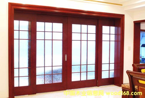 �c(di��n)���鿴�ɹ������Ŵ�DƬ