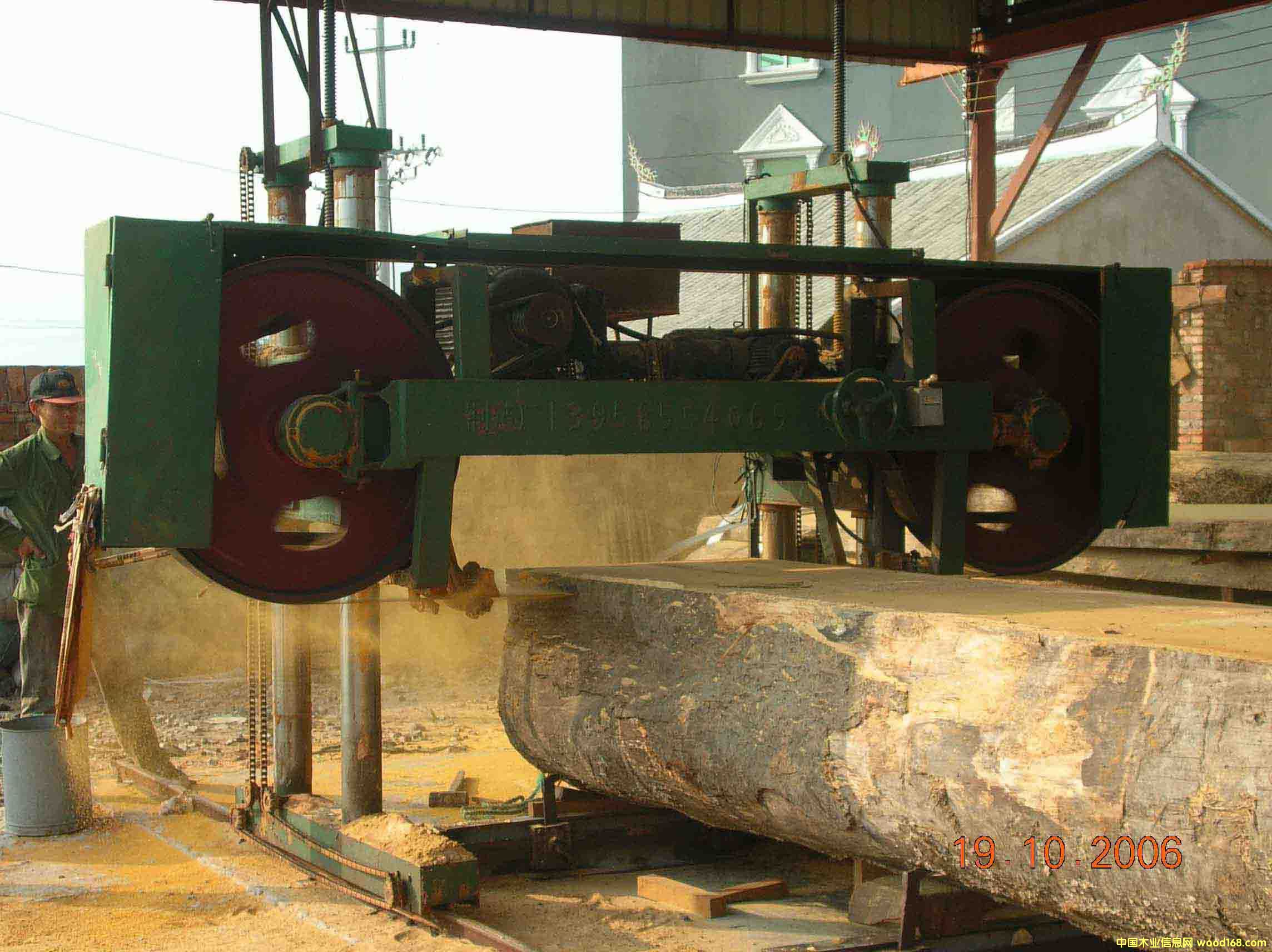 �c(di��n)���鿴��ʽ䏰�C(j��)�Ŵ�DƬ