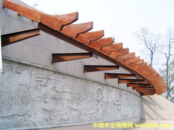 �c(di��n)���鿴���^ľ��8�Ŵ�DƬ