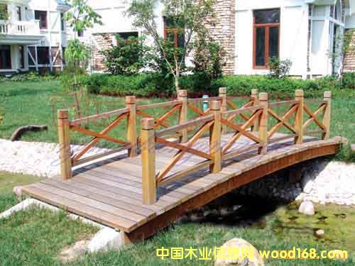 �c(di��n)���鿴���^ľ��8�Ŵ�DƬ