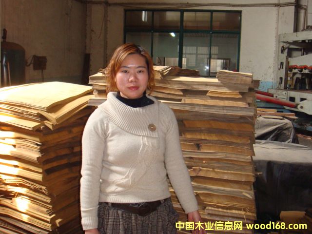 �c���鿴��ľ���Ŵ�DƬ