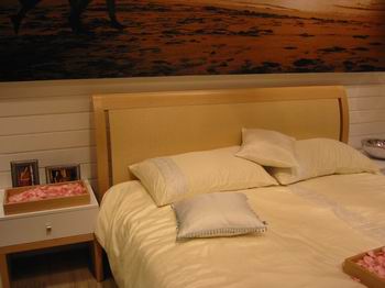 �c(di��n)���鿴�a(ch��n)Ʒ�\(y��n)��չʾ3��Ԕ��(x��)�Y��