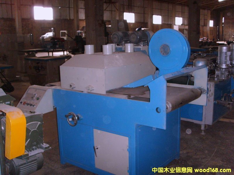 �c���鿴�ۉm����C�Ŵ�DƬ