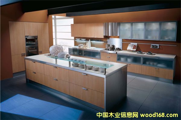 �c���鿴���ۚ䰷��Ŵ�DƬ