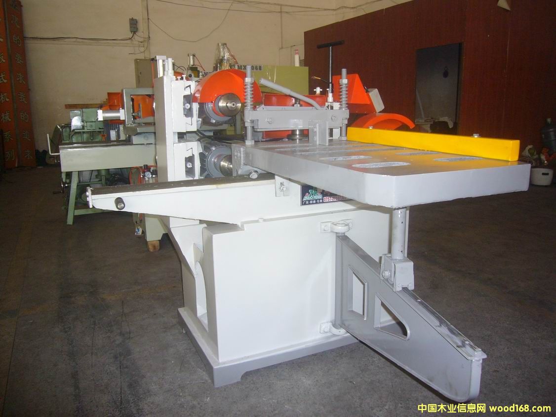 �c���鿴��龙C�Ŵ�DƬ