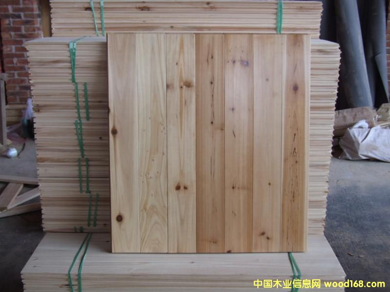 �c���鿴ɼľ�ذ�Ŵ�DƬ