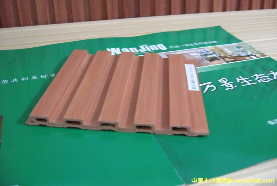 �c(di��n)���鿴�L(zh��ng)�ǰ�Ŵ�DƬ