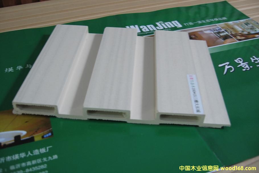 �c(di��n)���鿴���۴��L(zh��ng)�ǷŴ�DƬ