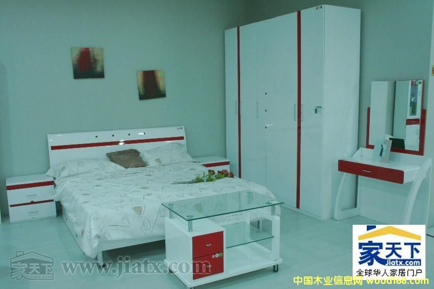 �c(di��n)���鿴�P��ϵ�зŴ�DƬ