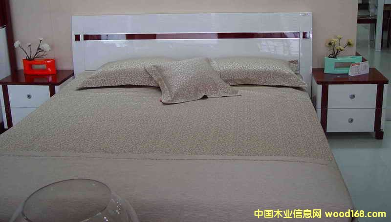 �c(di��n)���鿴���Ŵ�DƬ