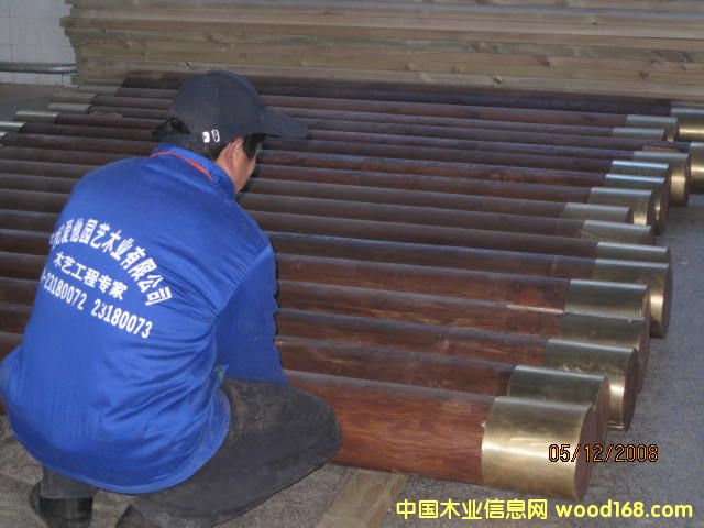 �c(di��n)���鿴ͤ�ӷŴ�DƬ