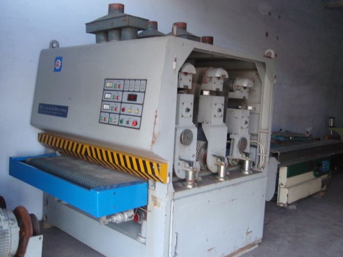 �c���鿴��ɰ�ܚ���C�Ŵ�DƬ