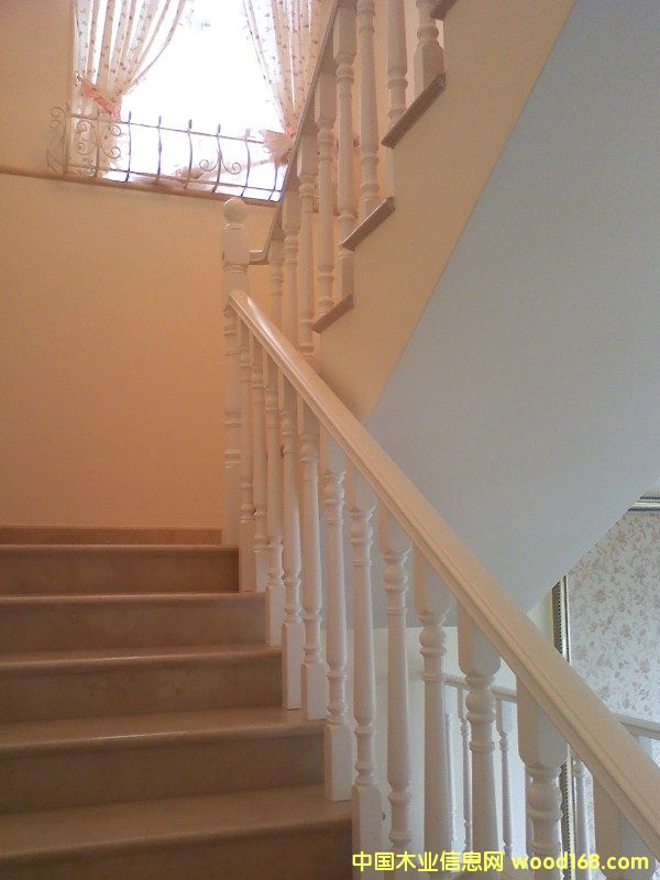 �c(di��n)���鿴��(sh��)ľ�o(h��)�r�Ŵ�DƬ