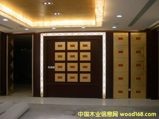 �c���鿴���h�ұ������Ŵ�DƬ