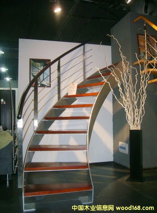 �c���鿴�ľ���ݷŴ�DƬ