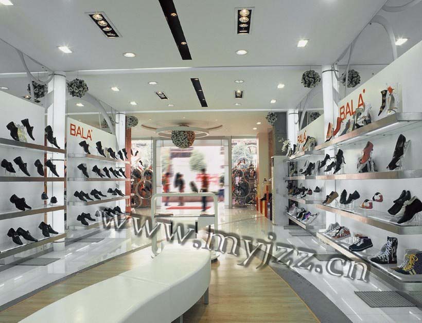 �c(di��n)���鿴Ь��չ�������Ŵ�DƬ