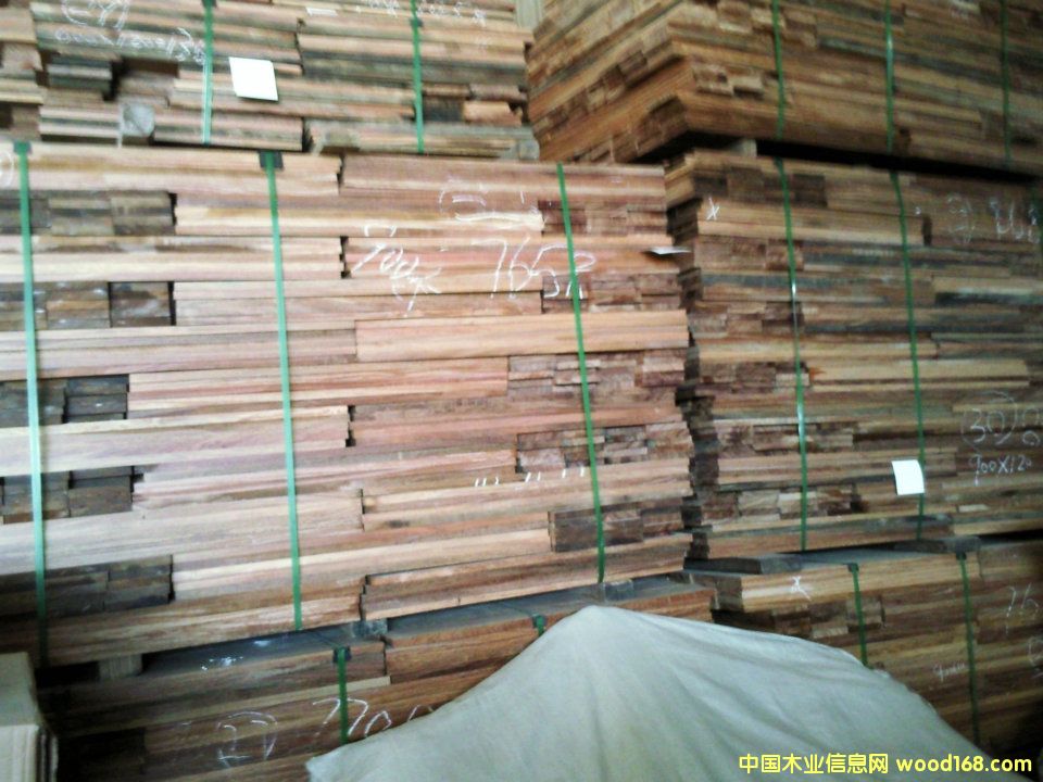 �c(di��n)���鿴���P̴�Ŵ�DƬ