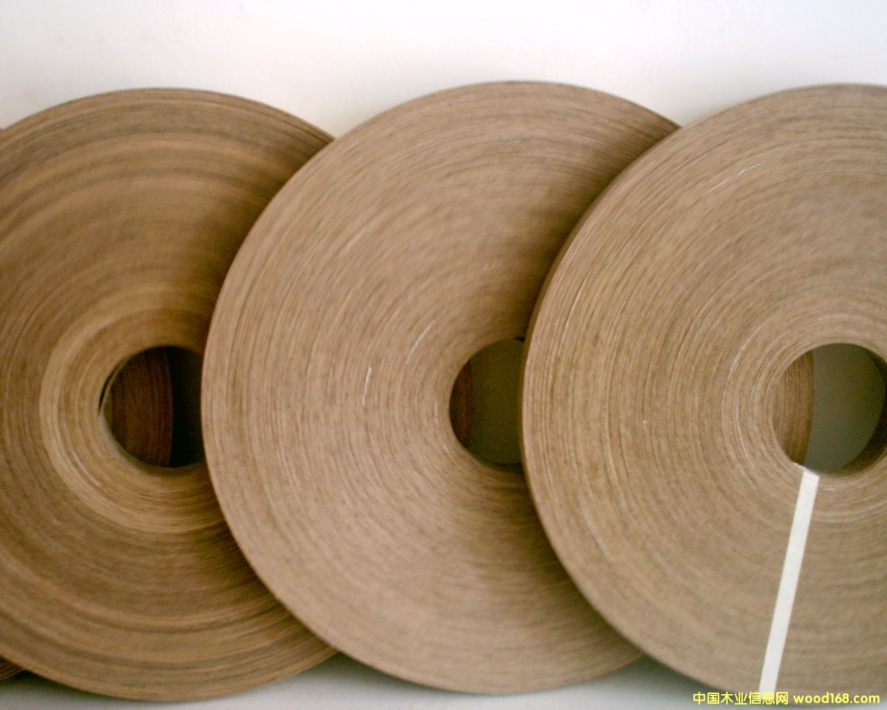 �c(di��n)���鿴ɳ����ľƤ��߅�l�Ŵ�DƬ