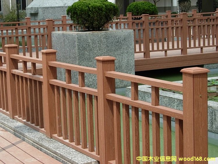 �c(di��n)���鿴�ڗU���o(h��)�ڷ��ַŴ�DƬ