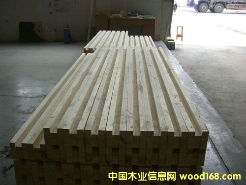 �c(di��n)���鿴���b���ΌӶ�ľ���Ԕ��(x��)�Y��