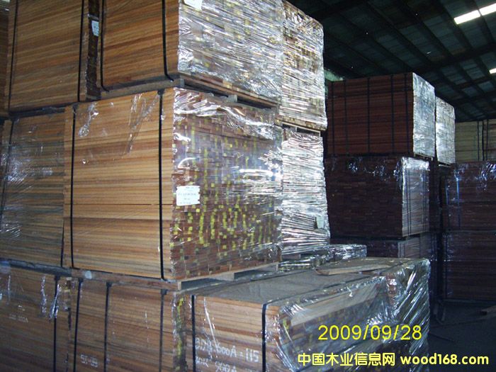 �c(di��n)���鿴��ķŴ�DƬ