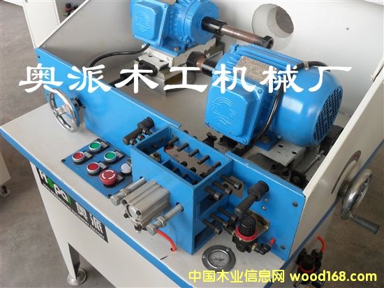 ľ���C(j��)е����ɰ݆���͙C(j��)