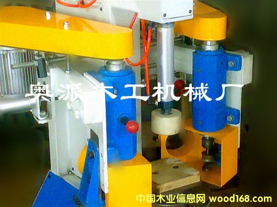 ľ���C(j��)еܛľ��߅ɰ��C(j��)