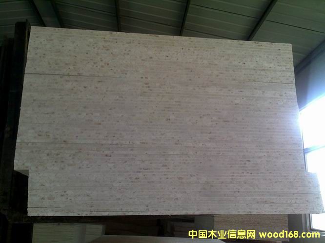 �c(di��n)���鿴��ľ��(x��)ľ����Ŵ�DƬ