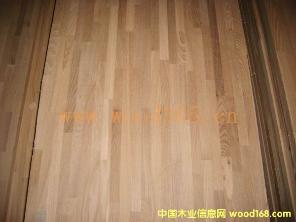 �c���鿴��(x��)ľ����Ŵ�DƬ