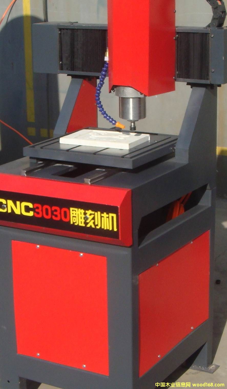 �c(di��n)���鿴3030ľ��ʯ�ĵ�̙C(j��)�Ŵ�DƬ