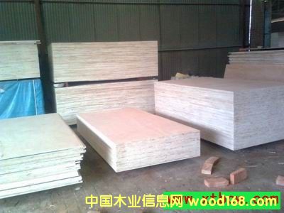 �c���鿴��(x��)ľ����Ŵ�DƬ