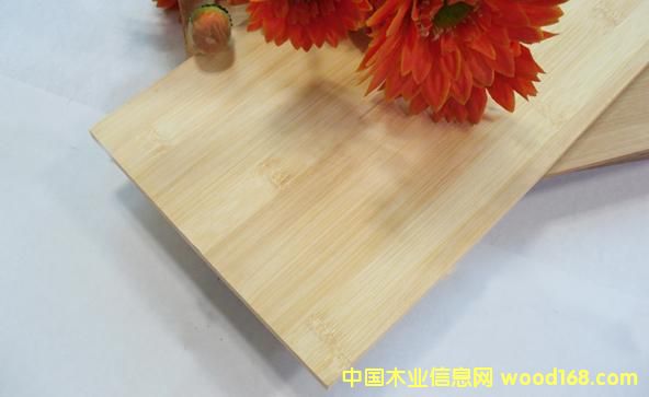 ��ɫƽ�����ĵ�Ԕ��(x��)��B