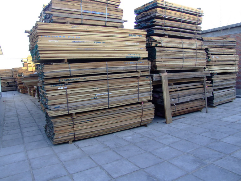 �t������ľ���