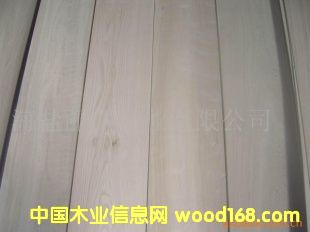 ����(y��ng)��ľ�ذ屡Ƭ