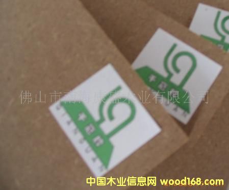 �c(di��n)���鿴���w��MDF�Ŵ�DƬ