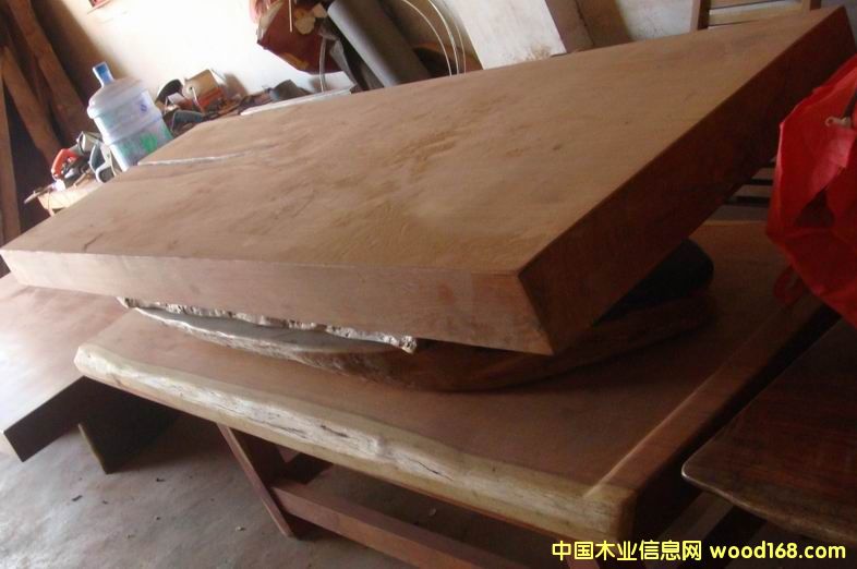 �c(di��n)���鿴���}��ľ���Ŵ�DƬ