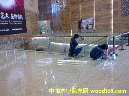 ����ĤST HSAFTY T4